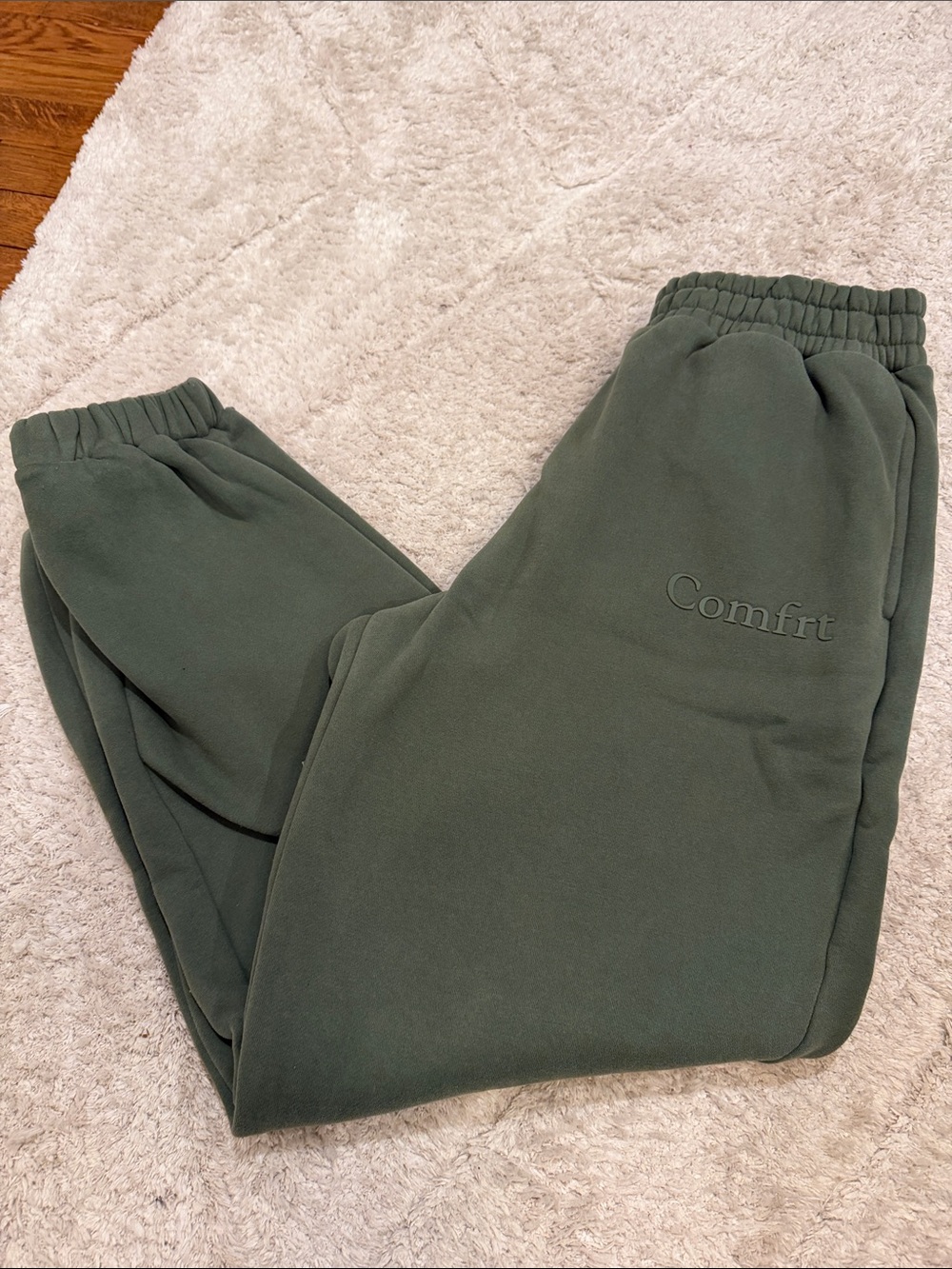 Comfort Embroidered Olive Sweatpants for Men